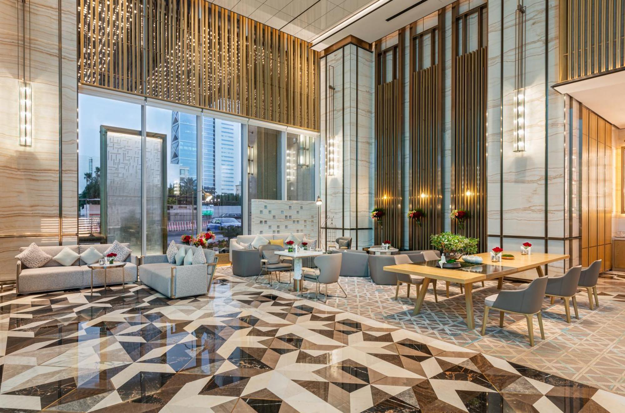 Narcissus The Royal Hotel Riade Exterior foto The lobby of the hotel