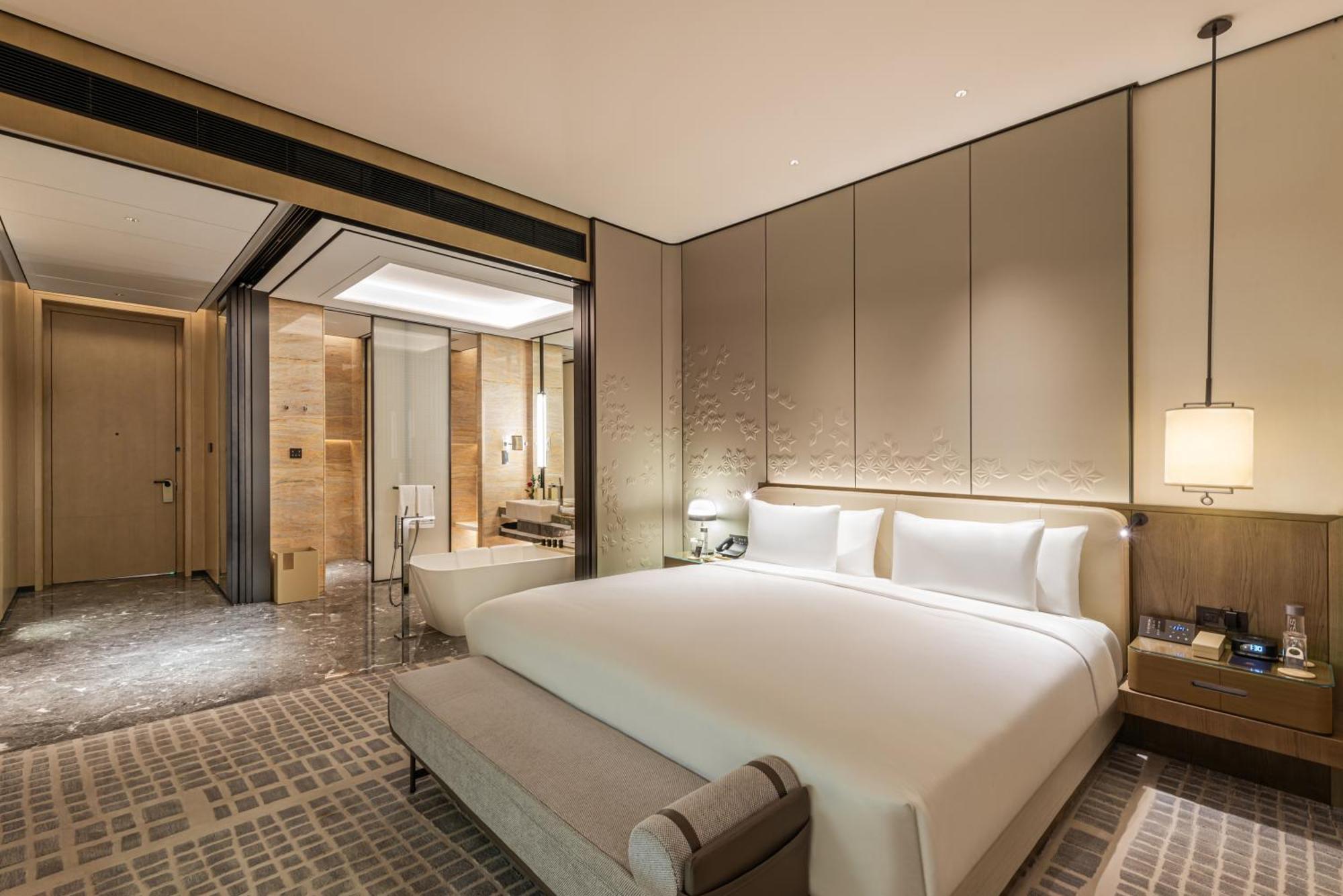 Narcissus The Royal Hotel Riade Exterior foto Deluxe Suite